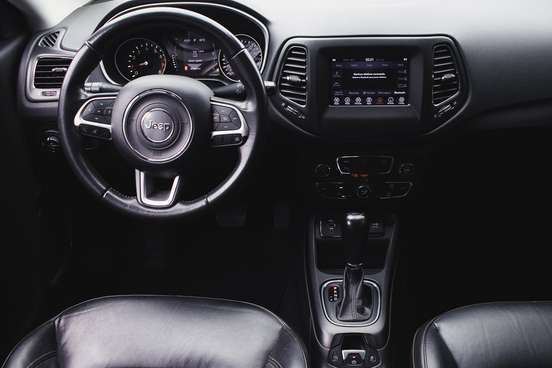 JEEP-COMPASS-2020
