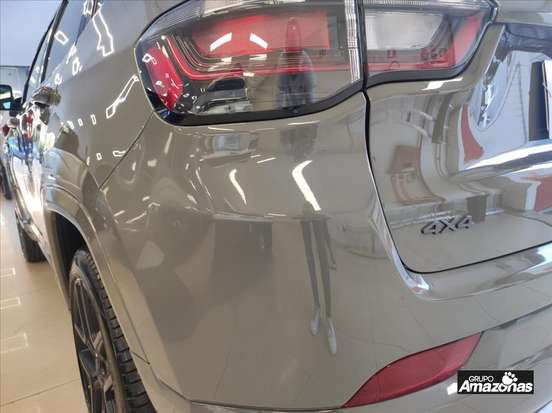JEEP-COMPASS-2.0 HURRICANE 4 TURBO GASOLINA BLACKHAWK AT9 JEEP-COMPASS-2025
