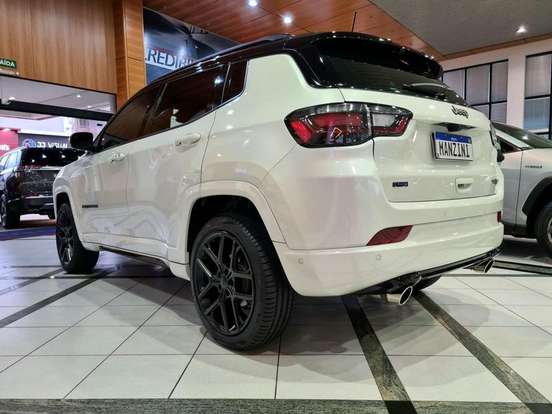 JEEP-COMPASS-2024