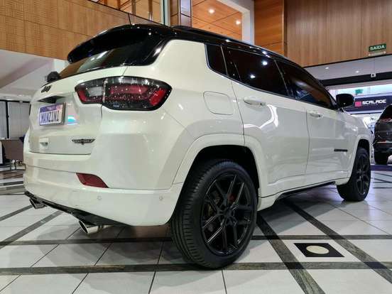 JEEP-COMPASS-2024