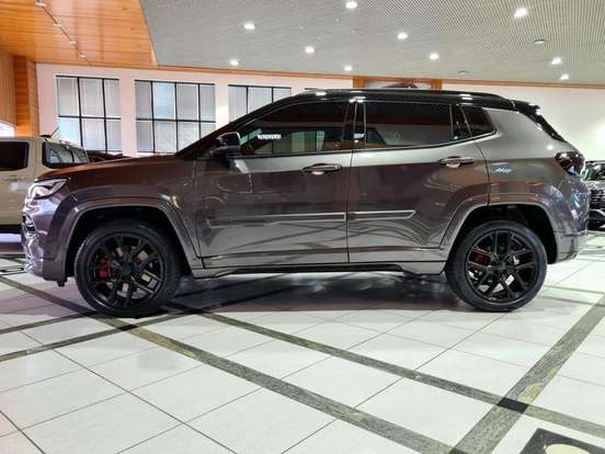 JEEP-COMPASS-2.0 HURRICANE 4 TURBO GASOLINA BLACKHAWK AT9 JEEP-COMPASS-2024