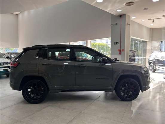 JEEP-COMPASS-2.0 HURRICANE 4 TURBO GASOLINA BLACKHAWK AT9 JEEP-COMPASS-2025