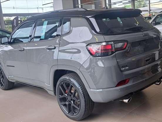 JEEP-COMPASS-2.0 HURRICANE TURBO FLEX BLACKHAWK AT9 JEEP-COMPASS-2026