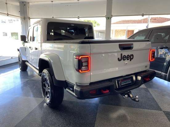 JEEP-GLADIATOR-2022