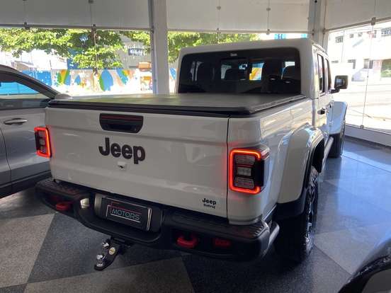 JEEP-GLADIATOR-2022
