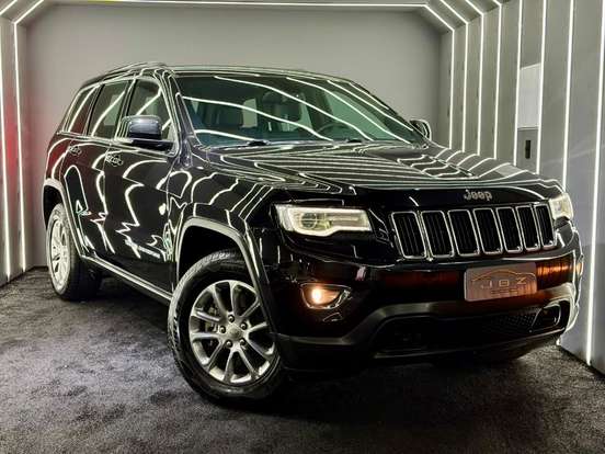 JEEP-GRAND CHEROKEE-3.6 LAREDO 4X4 V6 24V GASOLINA 4P AUTOMÁTICO JEEP-GRAND CHEROKEE-2015