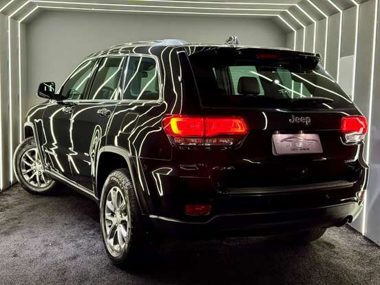 JEEP-GRAND CHEROKEE-3.6 LAREDO 4X4 V6 24V GASOLINA 4P AUTOMÁTICO JEEP-GRAND CHEROKEE-2015