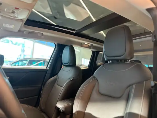JEEP-RENEGADE-2025
