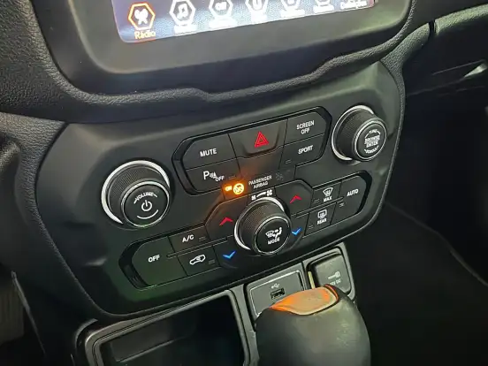 JEEP-RENEGADE-2019