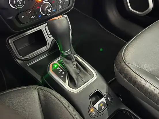 JEEP-RENEGADE-1.8 16V FLEX LONGITUDE 4P AUTOMÁTICO JEEP-RENEGADE-2019