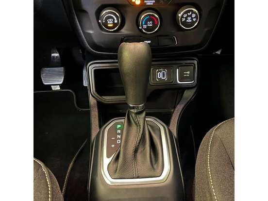 JEEP-RENEGADE-1.3 T270 TURBO FLEX AT6 JEEP-RENEGADE-2025