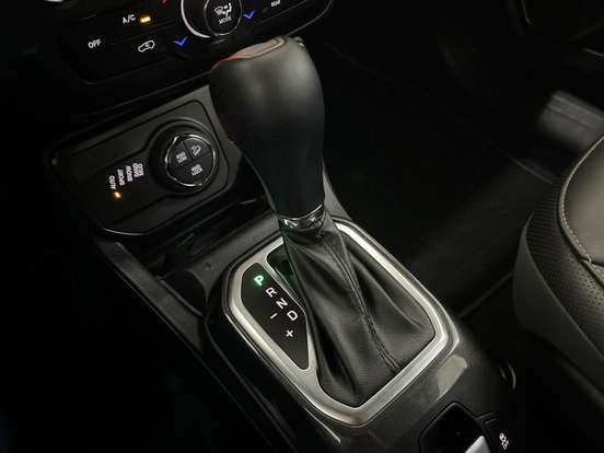 JEEP-RENEGADE-1.3 T270 TURBO FLEX S 4X4 AT9 JEEP-RENEGADE-2022