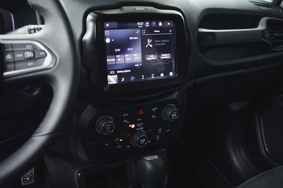 JEEP-RENEGADE-2025