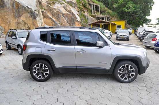 JEEP-RENEGADE-2020