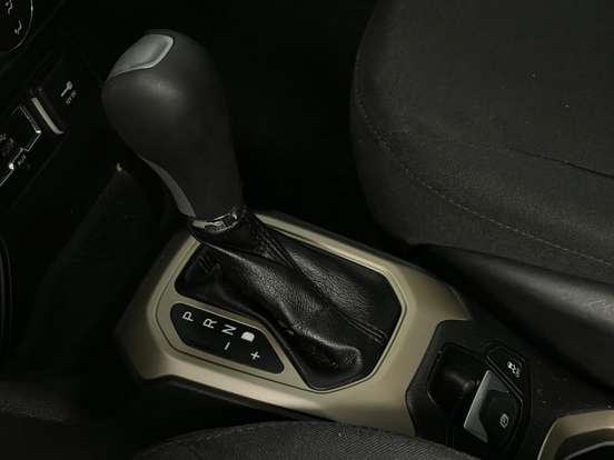 JEEP-RENEGADE-1.8 16V FLEX LONGITUDE 4P AUTOMÁTICO JEEP-RENEGADE-2015