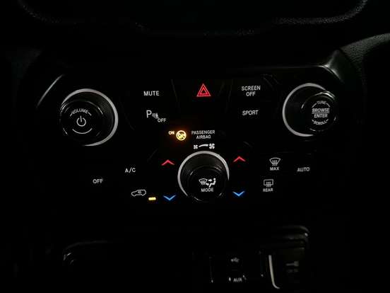JEEP-RENEGADE-1.8 16V FLEX LONGITUDE 4P AUTOMÁTICO JEEP-RENEGADE-2019
