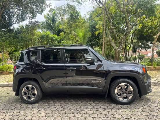 JEEP-RENEGADE-1.8 16V FLEX SPORT 4P AUTOMÁTICO JEEP-RENEGADE-2017