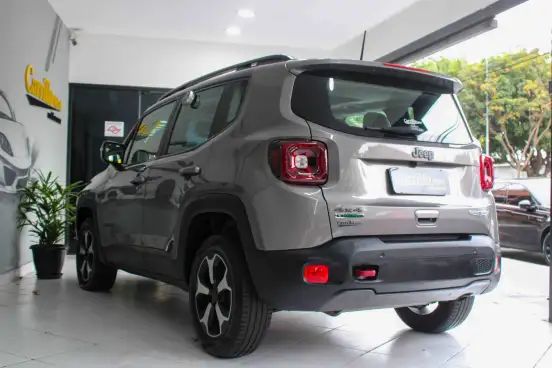 JEEP-RENEGADE-2.0 16V TURBO DIESEL TRAILHAWK 4P 4X4 AUTOMÁTICO JEEP-RENEGADE-2020