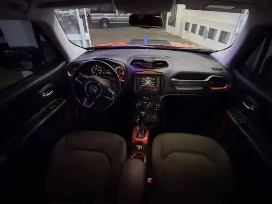 JEEP-RENEGADE-2.0 16V TURBO DIESEL TRAILHAWK 4P 4X4 AUTOMÁTICO JEEP-RENEGADE-2016