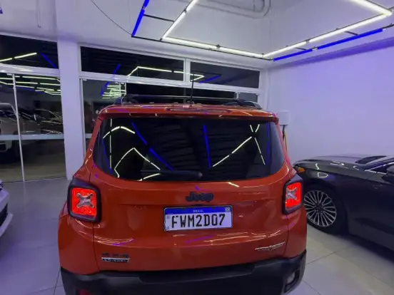 JEEP-RENEGADE-2.0 16V TURBO DIESEL TRAILHAWK 4P 4X4 AUTOMÁTICO JEEP-RENEGADE-2016