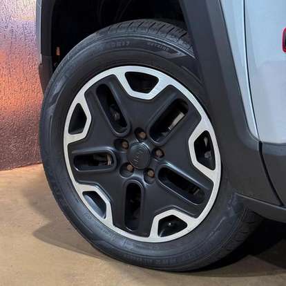 JEEP-RENEGADE-2015