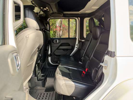 JEEP-WRANGLER-2020