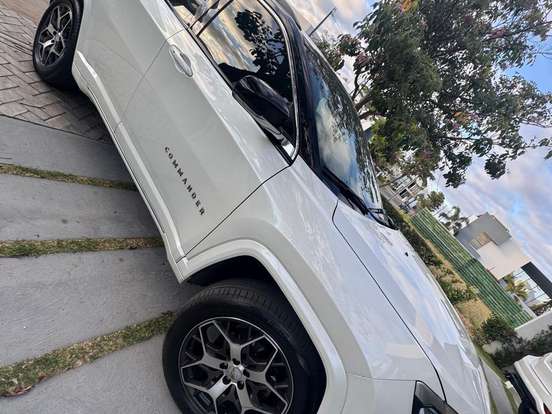 JEEP-COMMANDER-1.3 T270 TURBO FLEX OVERLAND AT6 JEEP-COMMANDER-2022