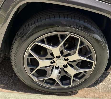 JEEP-COMMANDER-2025