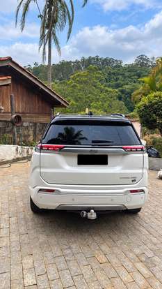 JEEP-COMMANDER-2022