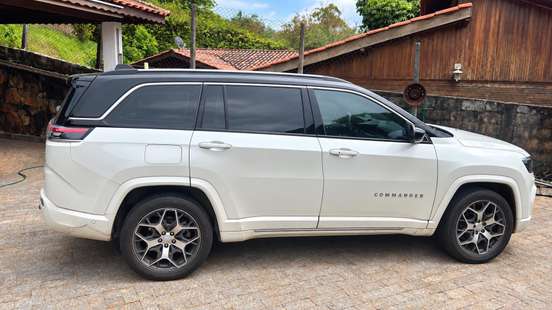 JEEP-COMMANDER-1.3 T270 TURBO FLEX OVERLAND AT6 JEEP-COMMANDER-2022