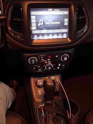 JEEP-COMPASS-2020