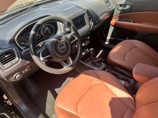 JEEP-COMPASS-2.0 16V FLEX SPORT AUTOMÁTICO JEEP-COMPASS-2017