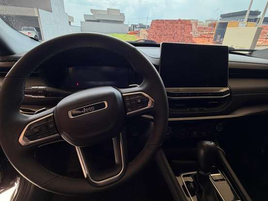 JEEP-COMPASS-2.0 HURRICANE 4 TURBO GASOLINA BLACKHAWK AT9 JEEP-COMPASS-2025