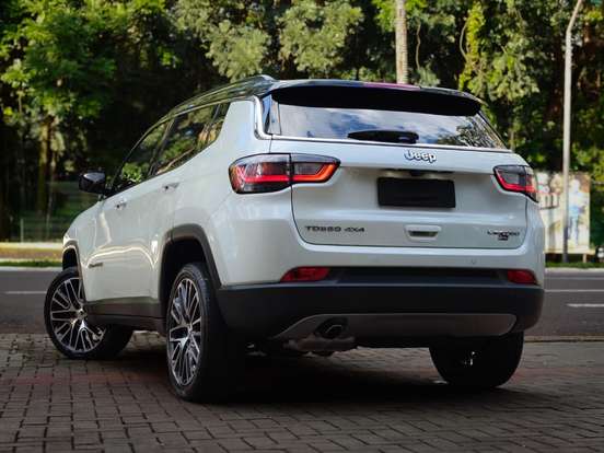JEEP-COMPASS-2021