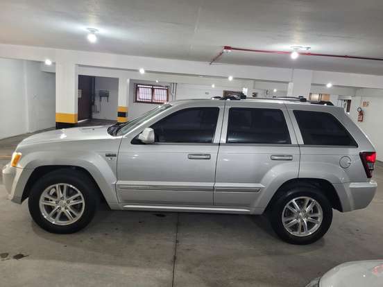JEEP-GRAND CHEROKEE-5.7 OVERLAND HEMI 4X4 V8 16V GASOLINA 4P AUTOMÁTICO JEEP-GRAND CHEROKEE-2007