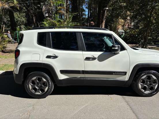 JEEP-RENEGADE-1.8 16V FLEX 4P AUTOMÁTICO JEEP-RENEGADE-2018
