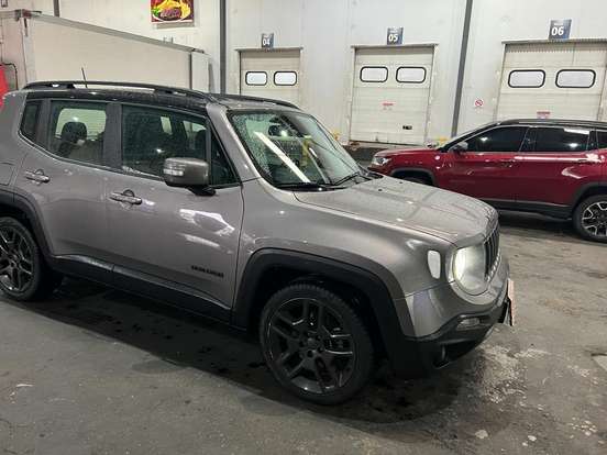 JEEP-RENEGADE-2019