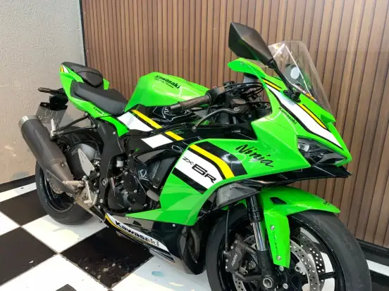 KAWASAKI-NINJA ZX-6R-2025