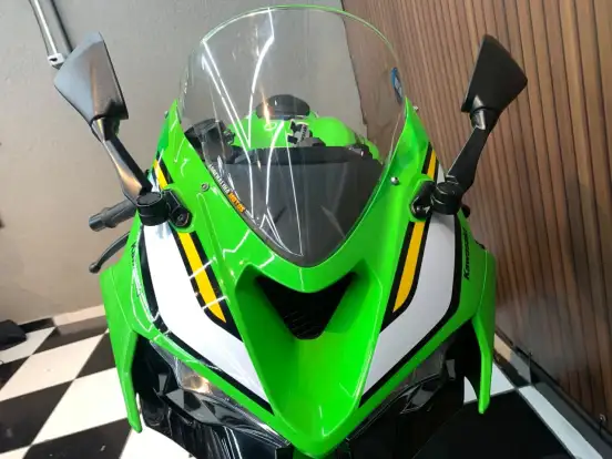 KAWASAKI-NINJA ZX-6R-2025