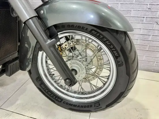 KAWASAKI-VULCAN 900 CLASSIC-2011