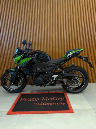 KAWASAKI-Z400-2022