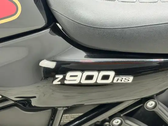 KAWASAKI-Z900RS-2022