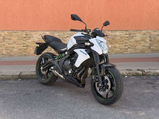 KAWASAKI-ER-6N-2014