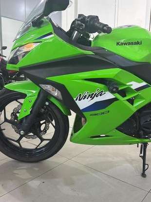 KAWASAKI-NINJA 300-2026