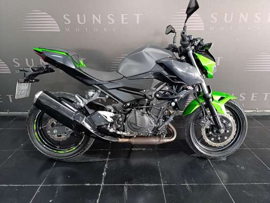 KAWASAKI-Z400-2021