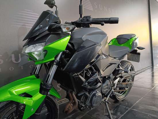 KAWASAKI-Z400-2021