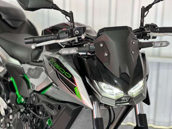 KAWASAKI-Z500 SE KAWASAKI-Z500 SE-2025