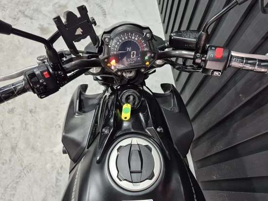 KAWASAKI-Z650 ABS-2017