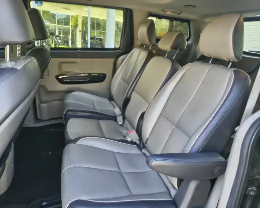 KIA-CARNIVAL-3.3 EX V6 24V GASOLINA 4P AUTOMATICO KIA-CARNIVAL-2017