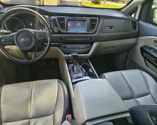 KIA-CARNIVAL-3.3 EX V6 24V GASOLINA 4P AUTOMATICO KIA-CARNIVAL-2017